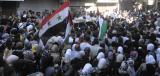 الآلاف يشاركون في تشييع 23 شهيداً من شهداء حق العودة الذين سقطوا على مشارف الجولان المحتل