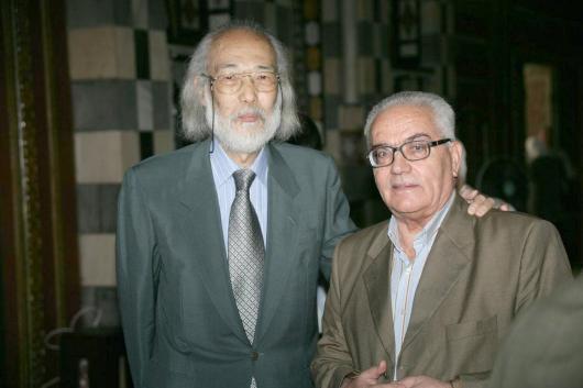 الراحل خالد الأسعد مع البروفسور الياباني اكازاوا