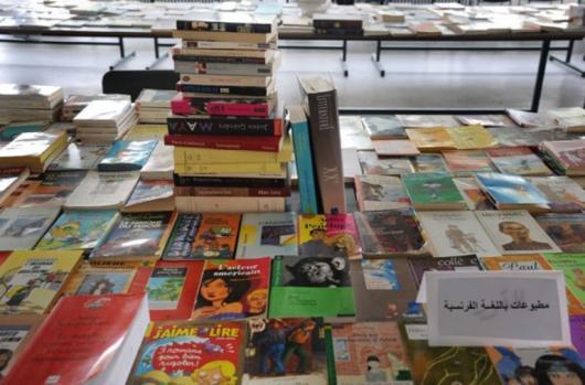 لقطات من معرض للكتاب في كلية الحقوق بجامعة دمشق 