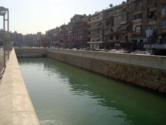 نهر قويق في حلب يعود إلى الظهور في بعض أنحاء المدينة بعد نهاية مشروع كشف النهر
