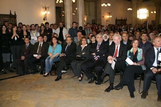 جانب من الحضور الغفير في قاعة رضا سعيد للمؤتمرات بجامعة دمشق