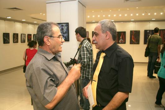 من أجواء المعرض: لقاء مع الفنان ناصر عبيد