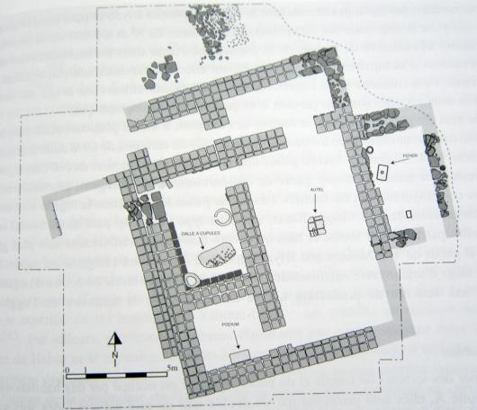 تل محمد دياب: مخطط بقايا معبد من المدينة الأولى