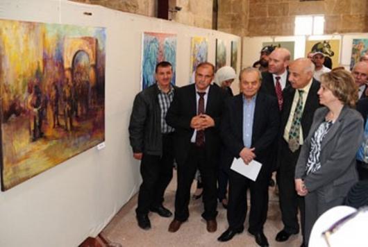 رؤى مختلفة للجلاء بعين فنانين في معرض بقلعة دمشق