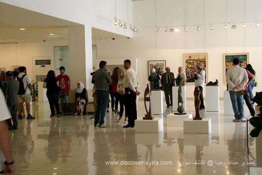 من معرض الفنانين عبد الكريم فرج ومحمد العلبي في المركز الوطني للفنون البصرية