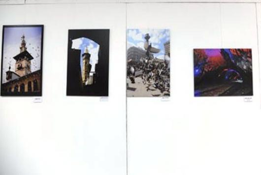 لقطات من معرض للخط العربي والتصوير الضوئي بصالة الرواق بدمشق
