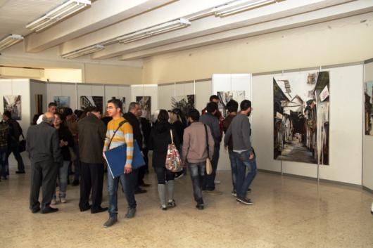 جانب من حفل افتتاح معرض الدكتورة سوسن الزعبي في كلية الفنون الجميلة بدمشق